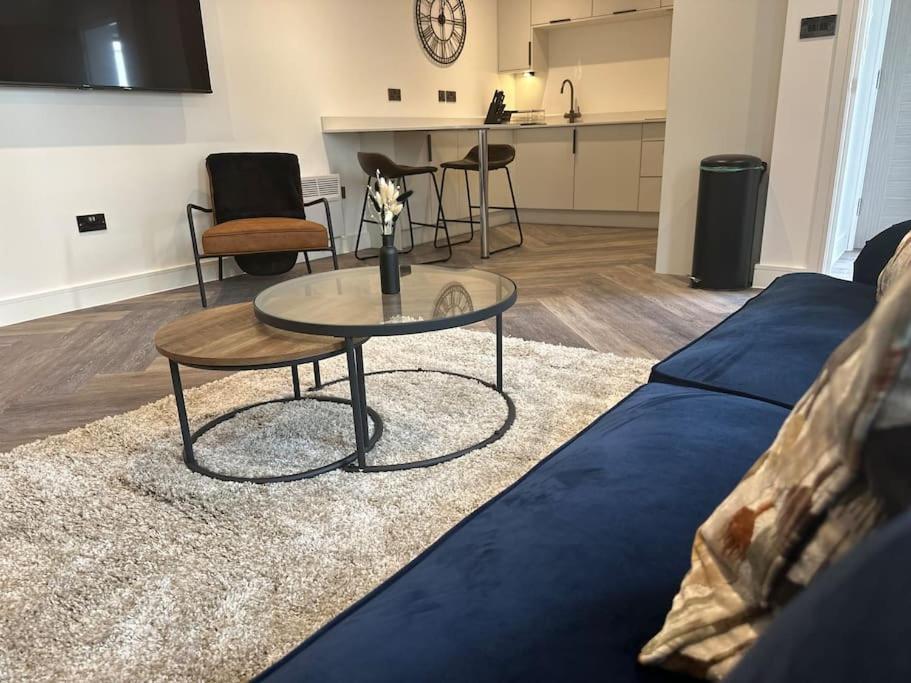 Museum View Apartments City Centre 1 Bedroom คาร์ดิฟฟ์ ภายนอก รูปภาพ